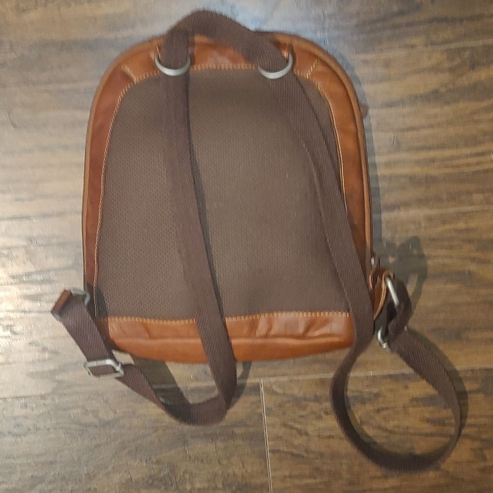 Jack Georges | Convertible Backpack - Picture 7 of 8